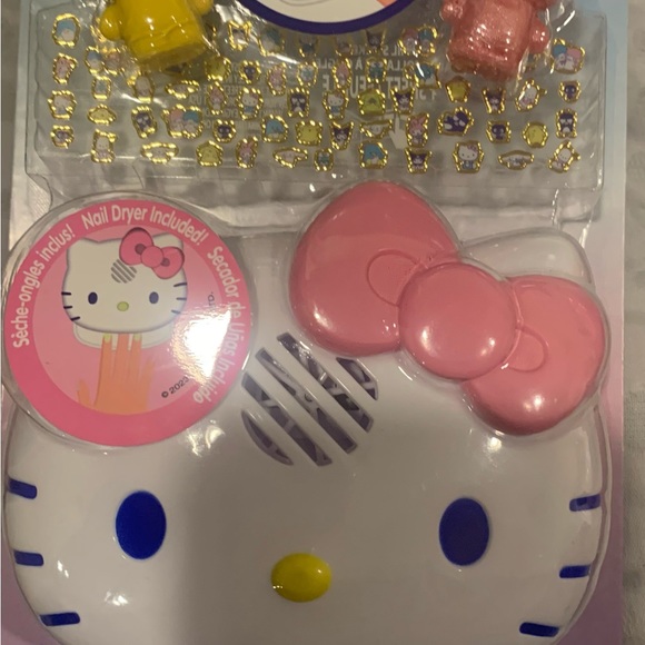 Hello Kitty and Friends Nail kit with Nail dryer - Picture 9 of 9